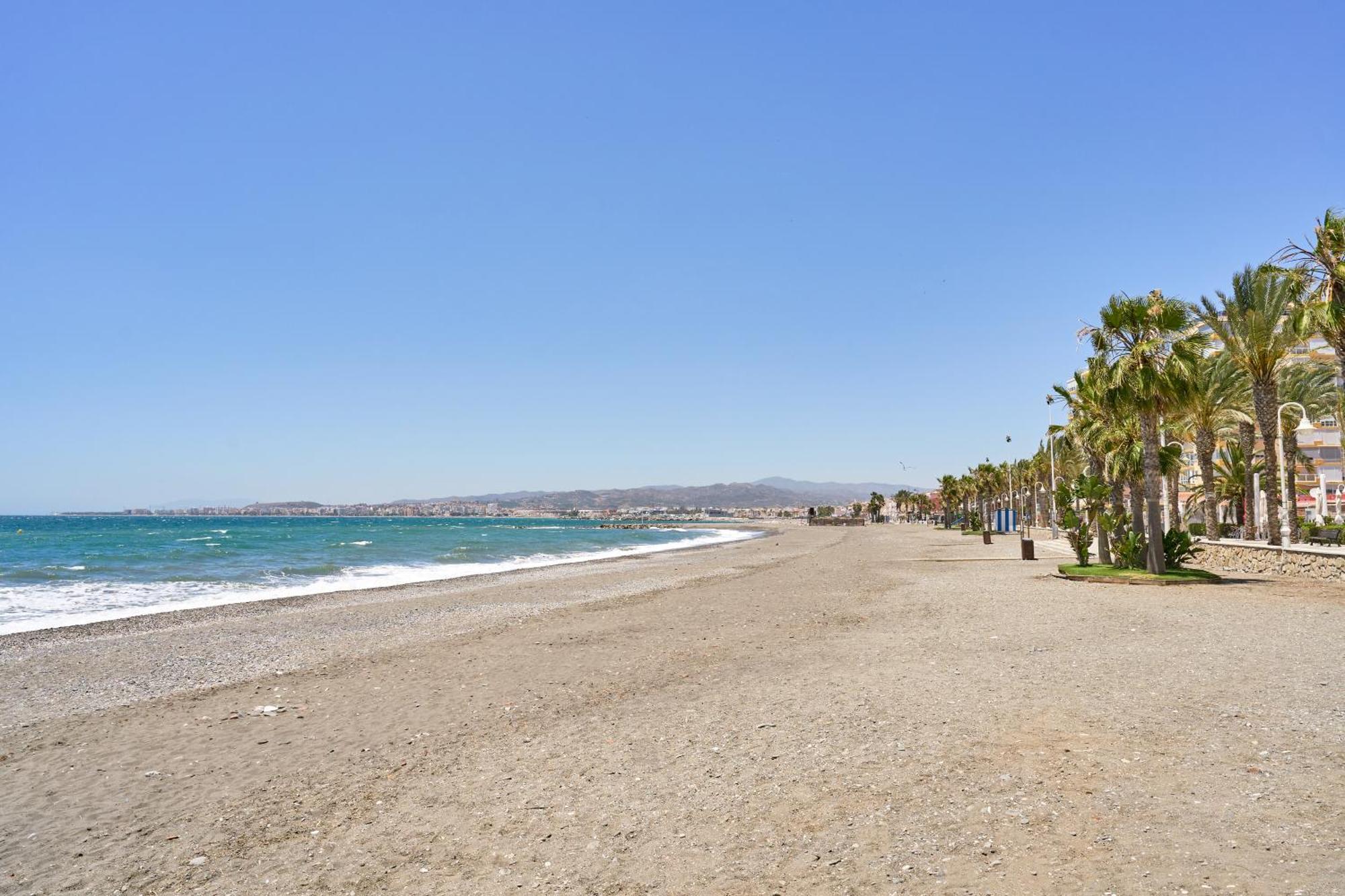Apartamento Primera Linea Playa Algarrobo Costa Extérieur photo